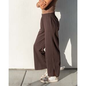 Mersea Women's Travler Pants Brownstone Gray Brown Size L NWT Athleisure Travel